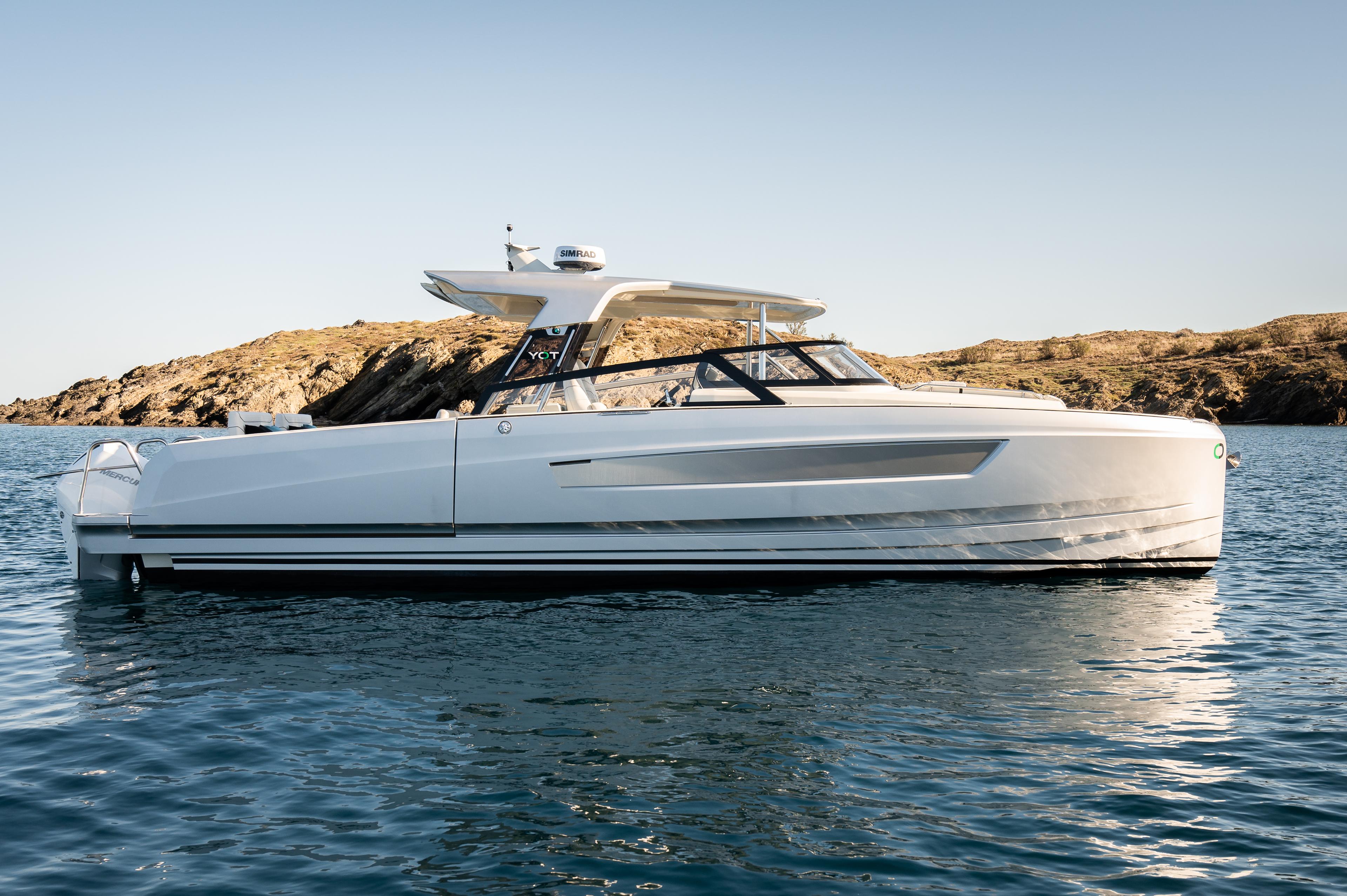 Dealer Yot Corsica