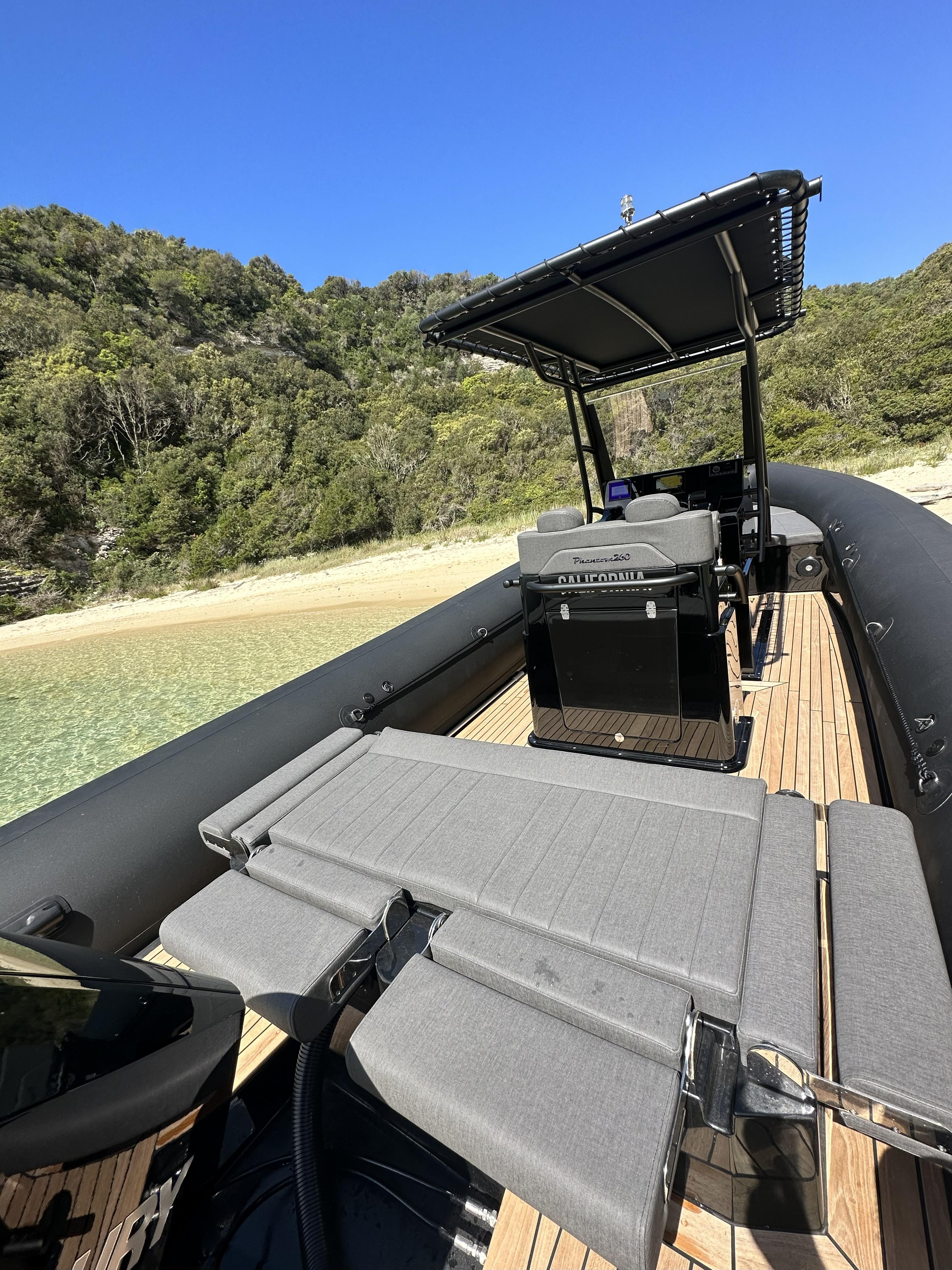 Seawater Phantom 260 6