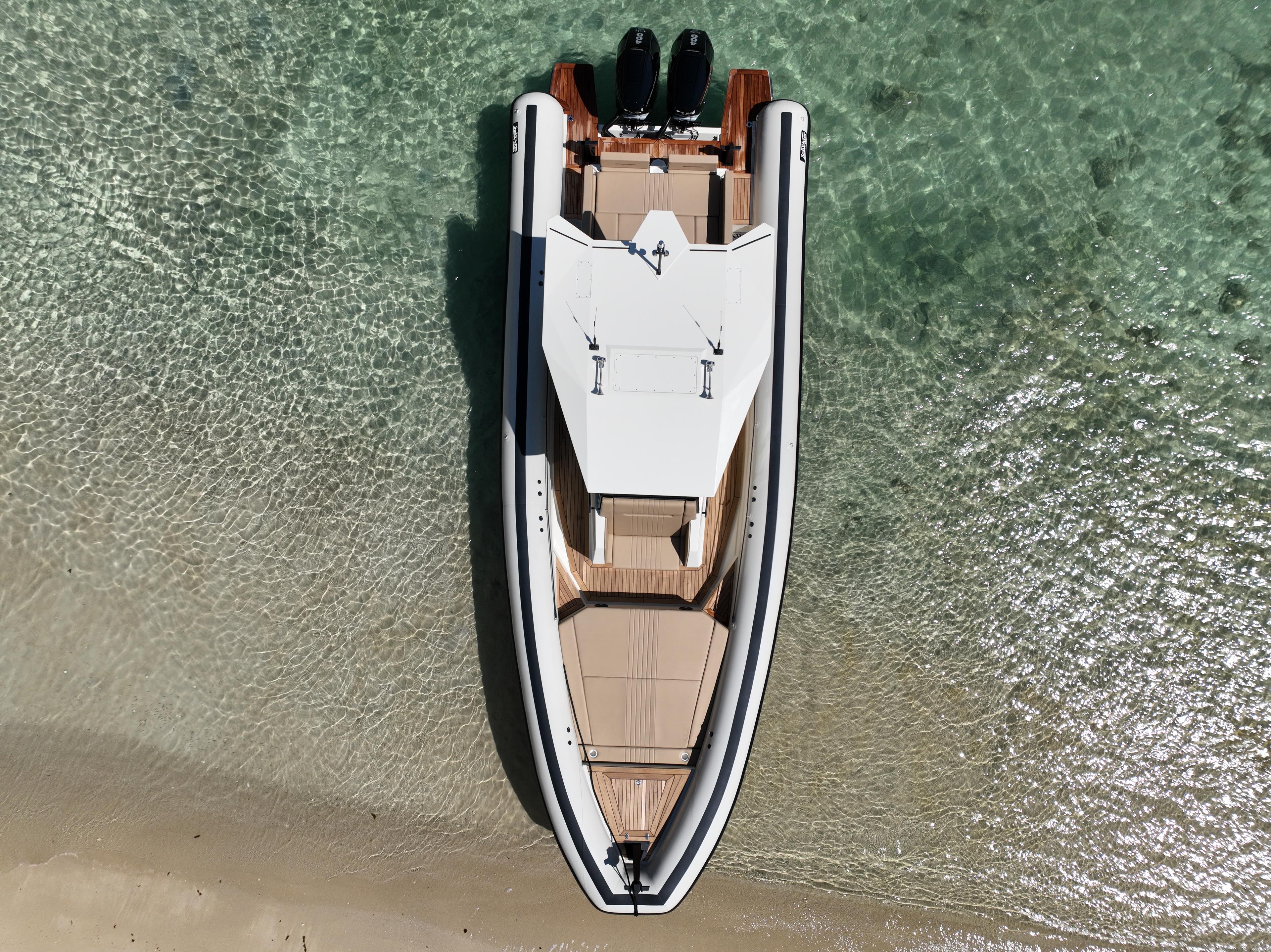 Seawater Ghost 320 Corse