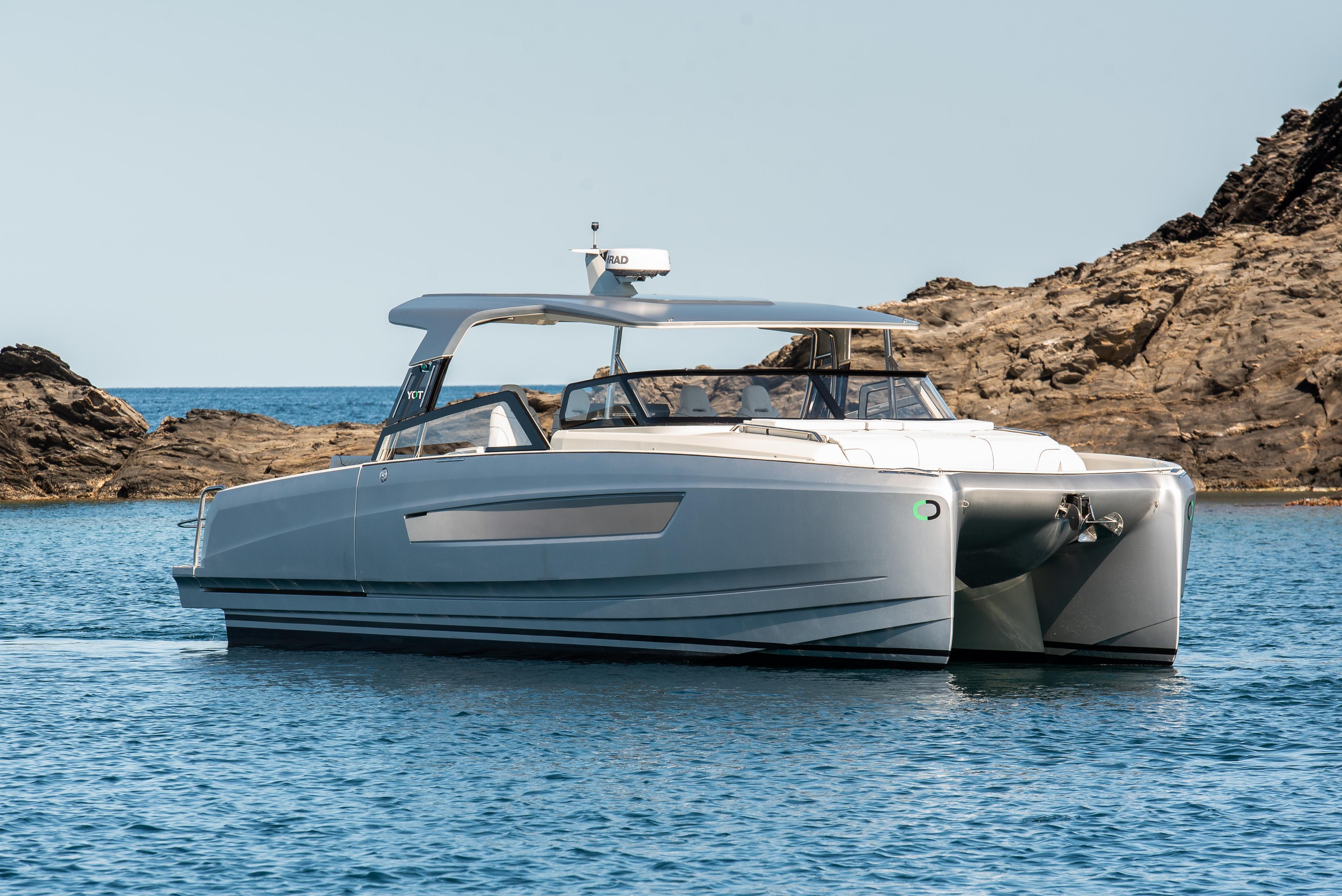 Affito Catamaran Corsica