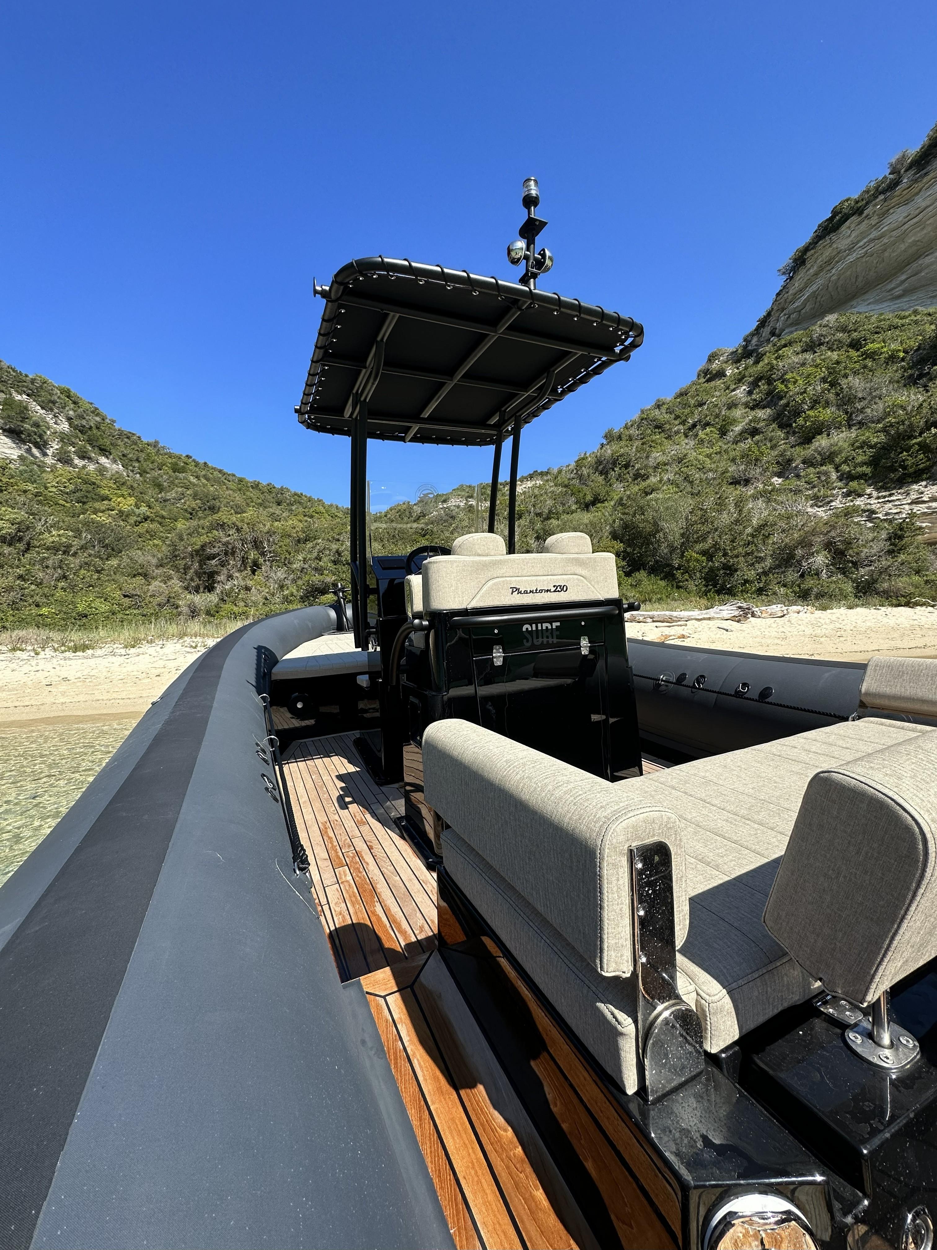 Seawater Phantom 230 7